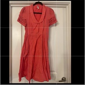 Vintage coral dress, best for size 6